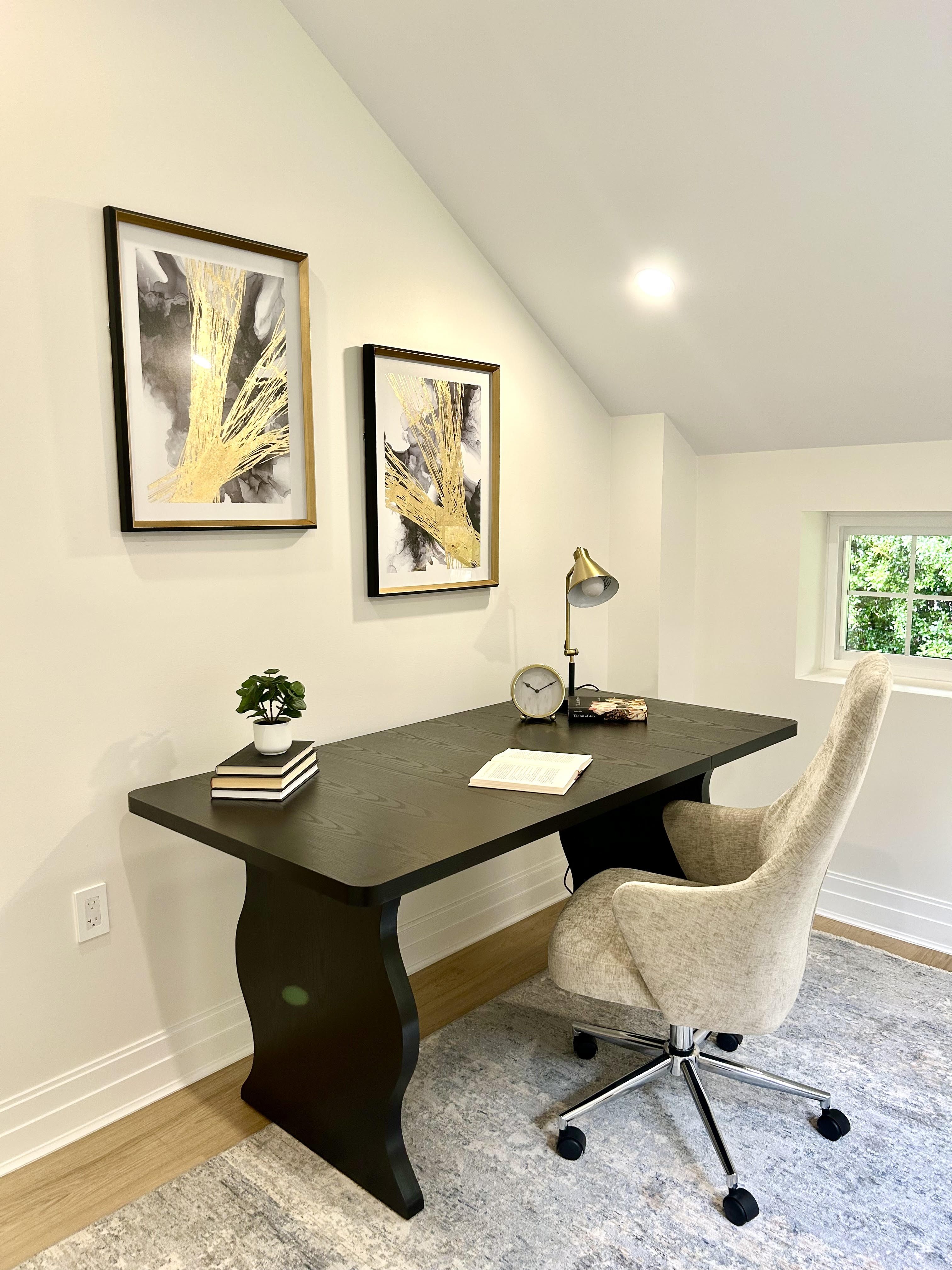 Staging consultation will find the perfect match between your home's qualities and our staging and design style.