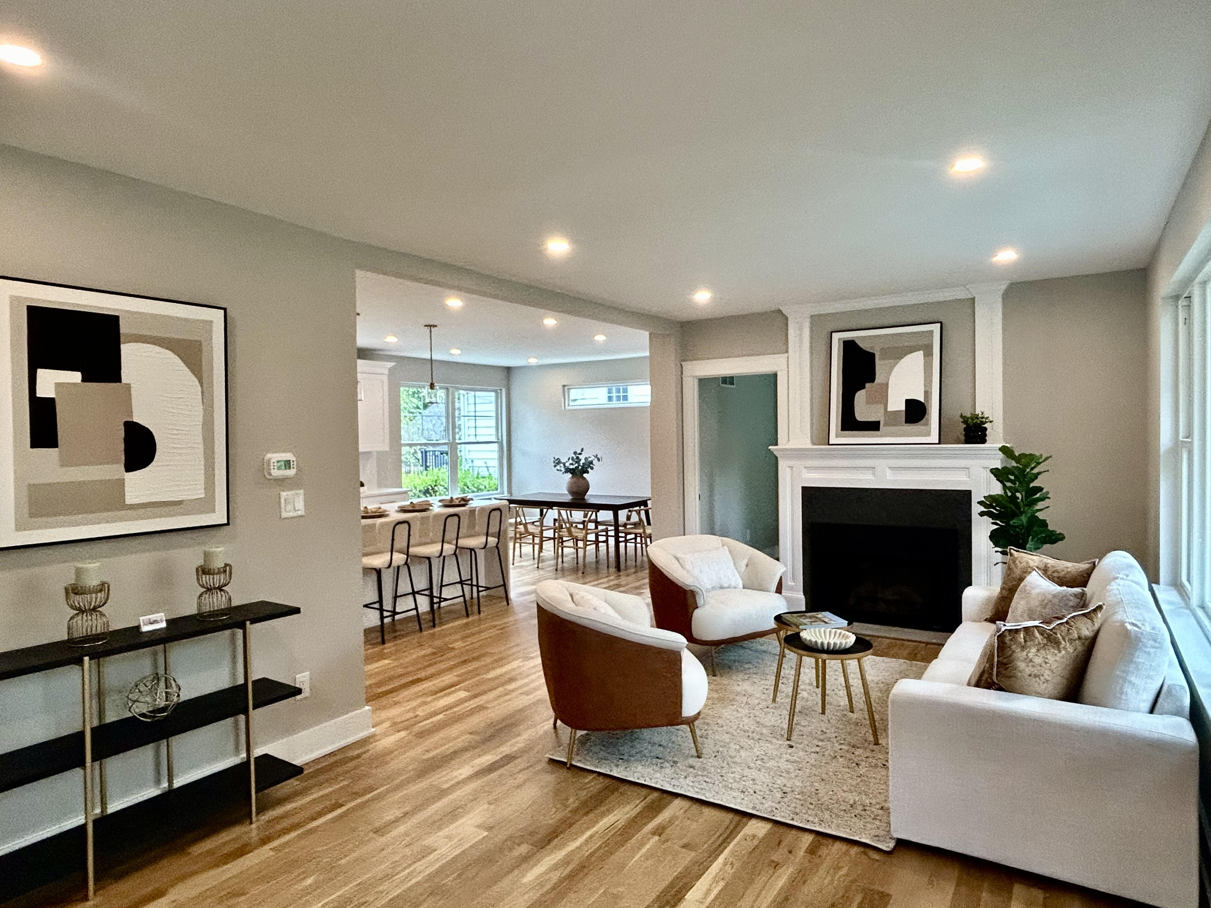 Home staging will completely revamp every room into an eye-popping masterpiece. Kitchens, dining rooms, living rooms, bedrooms, bathrooms and more, all ready to impress and sell.